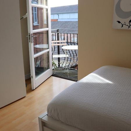 Scandinavian City Centre Apartment Worcester Exteriér fotografie