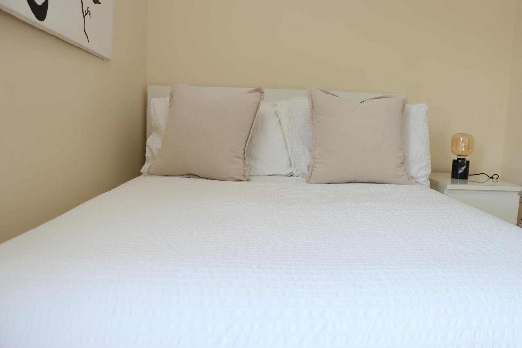 Scandinavian City Centre Apartment Worcester Exteriér fotografie