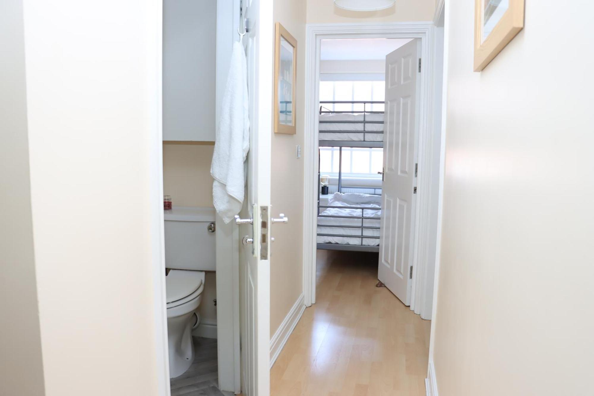 Scandinavian City Centre Apartment Worcester Exteriér fotografie